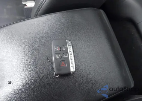 2020 Jaguar F-Pace Premium P250 Awd Automatic z USA, uszkodzony, nr VIN SADCJ2FX2LA636321